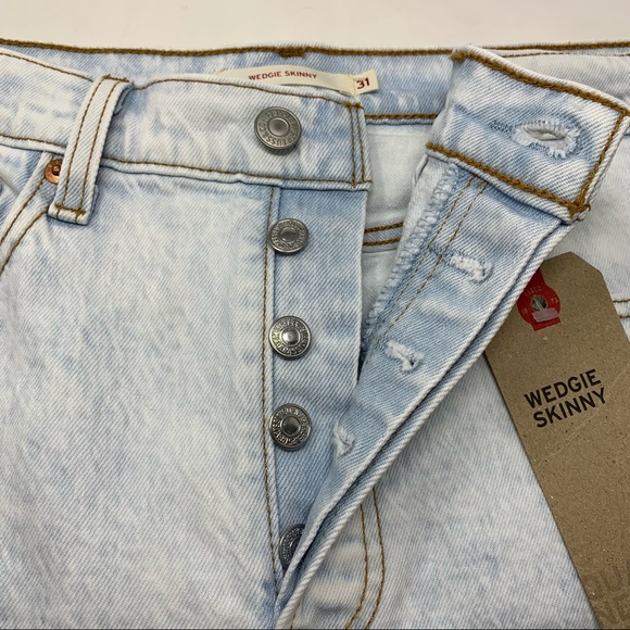 NWT Levi’s High-Rise Wedgie Skinny Light Acid Wash Button Fly Jeans 12/W31 - Picture 6 of 12